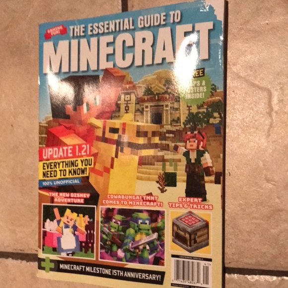 “THE ESSENTIAL GUIDE TO MINECRAFT” & “MINECRAFT SECRETS & CHEATS” LOT (NEW)! - Picture 2 of 5